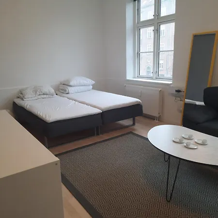8 In C Apartment